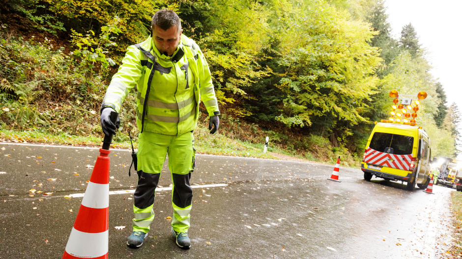 Altid klar til indsats: Hvis en lastbil bryder ned i nærheden af Baden-Baden, så er det professionelle redningsmandskab fra MIRA Autoservice hurtigt på stedet.