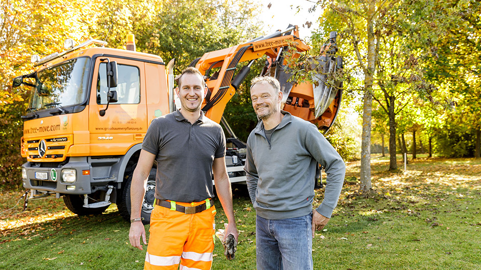 Thomas Fröhling and project manager Herbert Porlein (on the right) cannot imagine doing any other job.